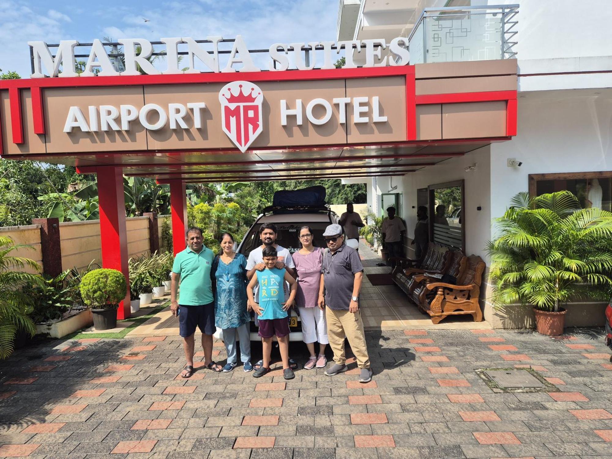 Marina Suites Airport Hotel Kochi Exteriér fotografie