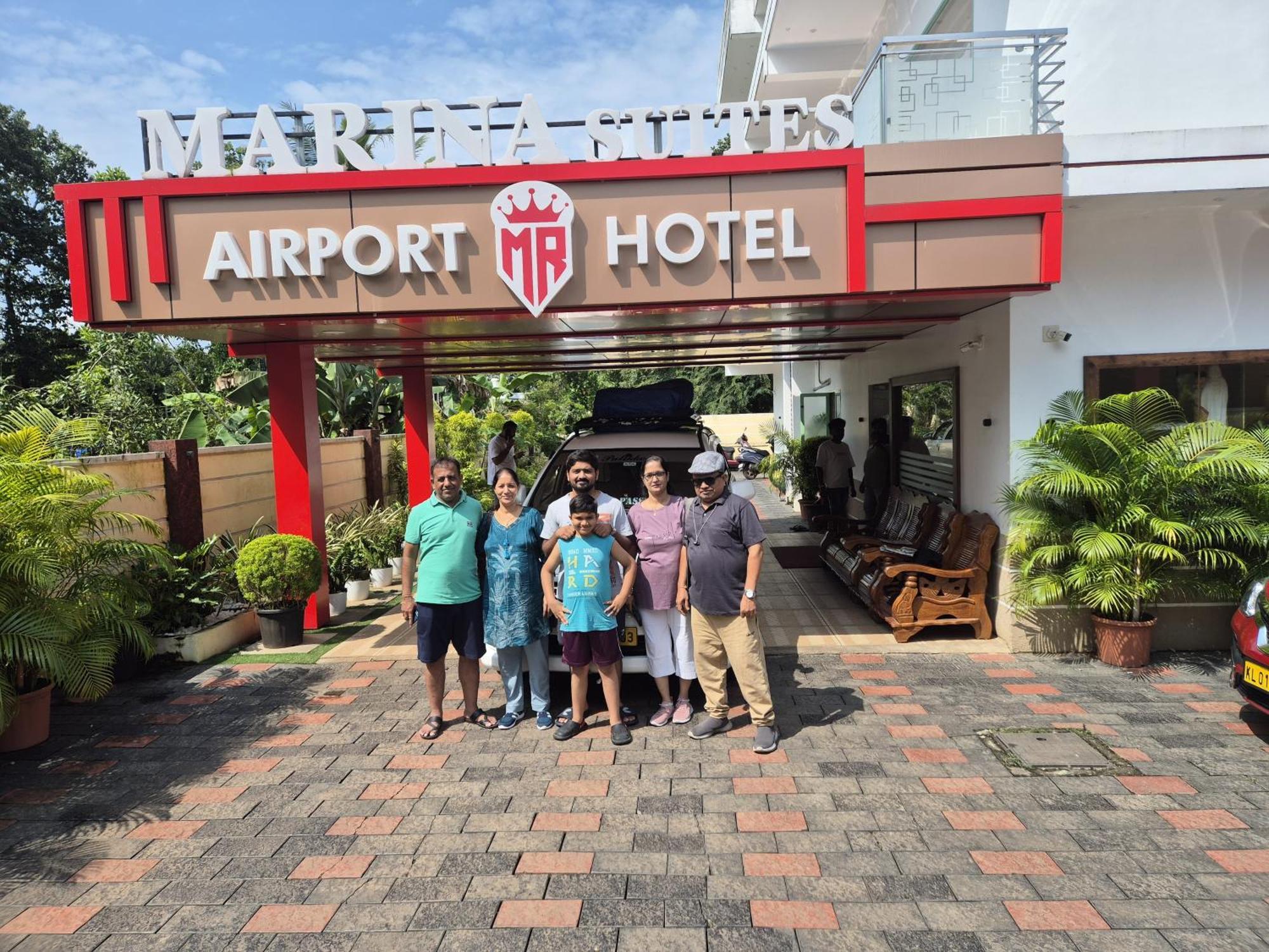 Marina Suites Airport Hotel Kochi Exteriér fotografie