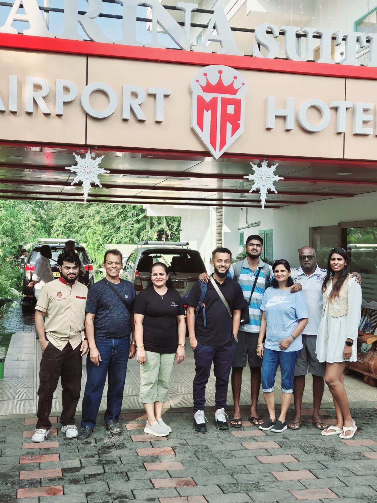 Marina Suites Airport Hotel Kochi Exteriér fotografie